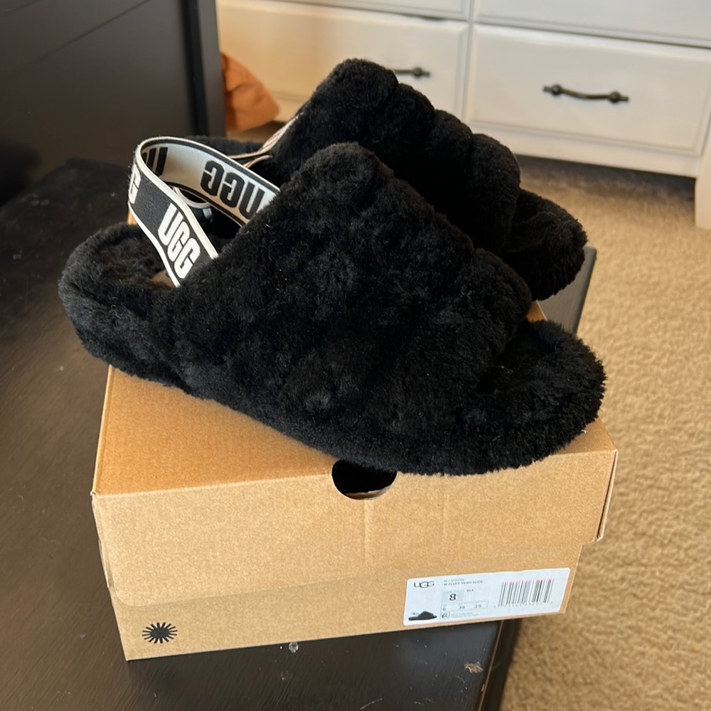 Ugg Fluff Yeah Slides